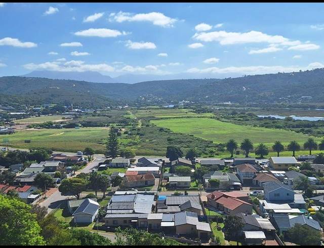 3 BEDROOM HOUSE FOR SALE IN BERGSIG